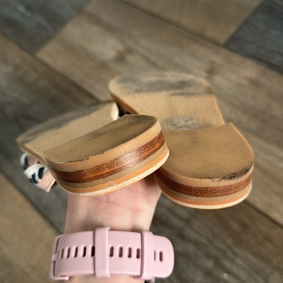 Jack Rogers Amelia Sandals White Tan Navy Peach Pink Women’s 8M Three Strap Flat - Picture 7 of 10